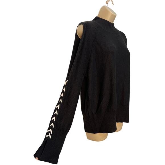 1.State Women’s Cut Out Shoulder Sweater‎ Color Black Size L - Picture 2 of 8